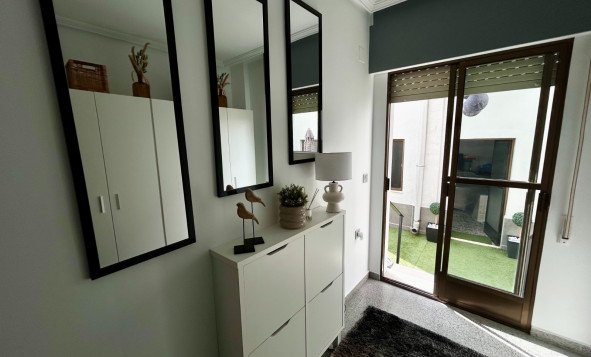 Reventa - 1. Apartamento / piso - Torremendo - Costa Blanca Sur
