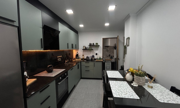 Reventa - 1. Apartamento / piso - Torremendo - Costa Blanca Sur
