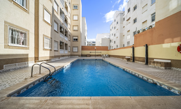 Herverkoop - 1. Appartement / flat - Torrevieja - Costa Blanca Zuid