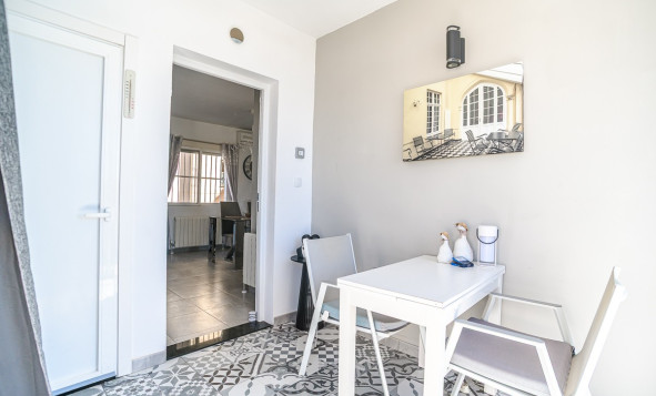 Herverkoop - 3. Vrijstaande villa - Algorfa - ALGORFA