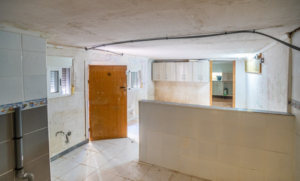 Herverkoop - 3. Vrijstaande villa - Algorfa - ALGORFA