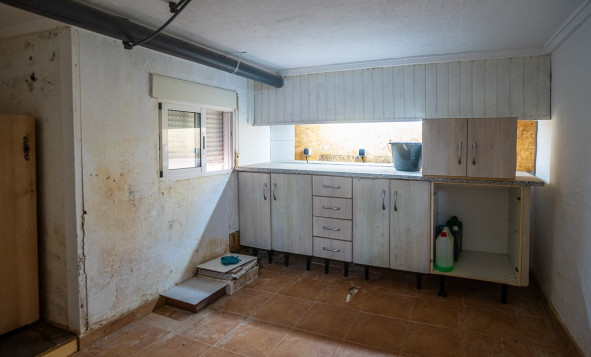 Herverkoop - 3. Vrijstaande villa - Algorfa - ALGORFA