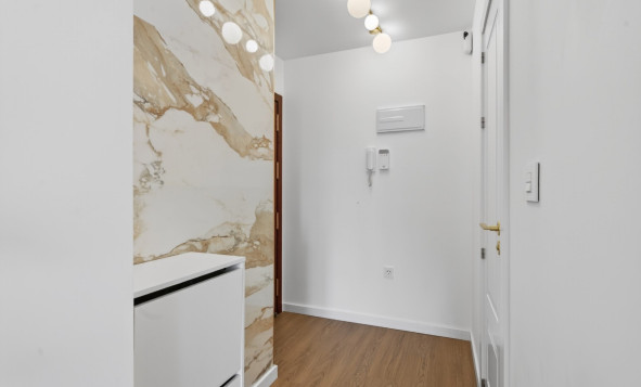 Reventa - 1. Apartamento / piso - Orihuela Costa - Costa Blanca Sur