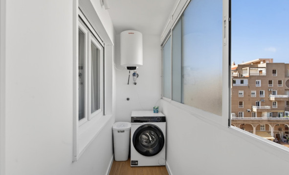 Reventa - 1. Apartamento / piso - Orihuela Costa - Costa Blanca Sur