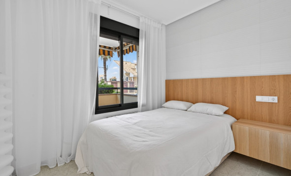 Reventa - 1. Apartamento / piso - Orihuela Costa - Costa Blanca Sur