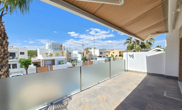 Resale - Villa * - Pilar de la Horadada - Costa Blanca South