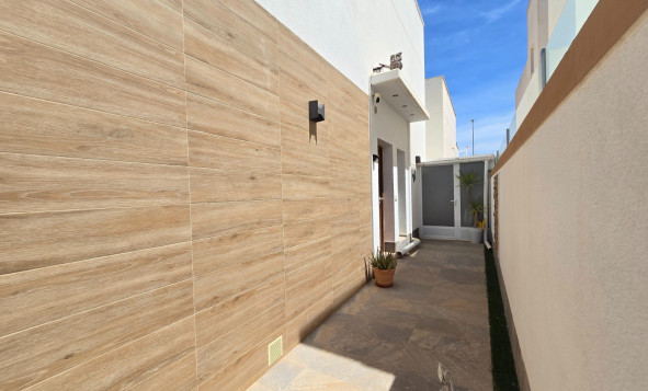 Resale - Villa * - Pilar de la Horadada - Costa Blanca South