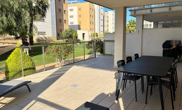 Reventa - 1. Apartamento / piso - Villamartin - Costa Blanca Sur