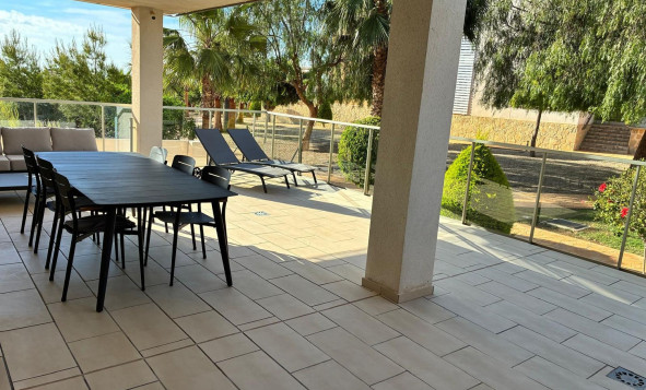 Reventa - 1. Apartamento / piso - Villamartin - Costa Blanca Sur
