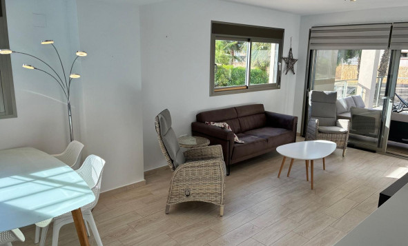 Reventa - 1. Apartamento / piso - Villamartin - Costa Blanca Sur