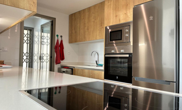 Reventa - 1. Apartamento / piso - Villamartin - Costa Blanca Sur
