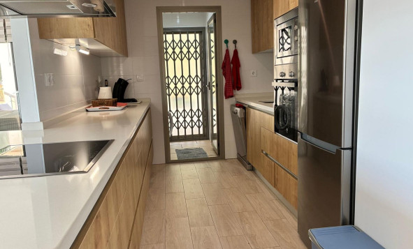 Reventa - 1. Apartamento / piso - Villamartin - Costa Blanca Sur
