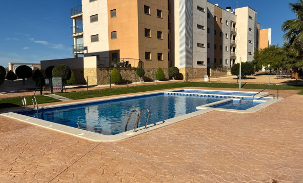 Reventa - 1. Apartamento / piso - Villamartin - Costa Blanca Sur