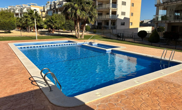 Reventa - 1. Apartamento / piso - Villamartin - Costa Blanca Sur