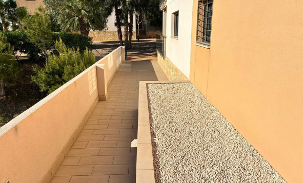 Reventa - 1. Apartamento / piso - Villamartin - Costa Blanca Sur