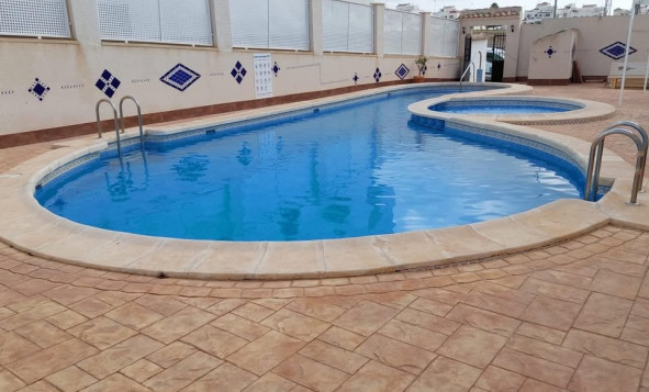 Reventa - 1. Apartamento / piso - Orihuela - Costa Blanca Sur