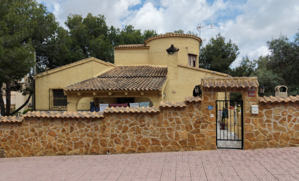Herverkoop - 3. Vrijstaande villa - Orihuela Costa - Costa Blanca Zuid