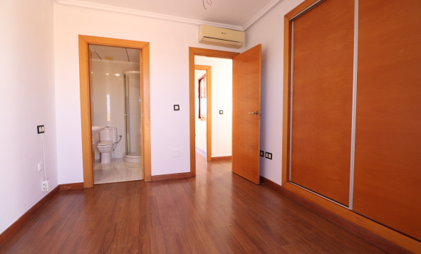 Reventa - 1. Apartamento / piso - Formentera del Segura - Costa Blanca Sur