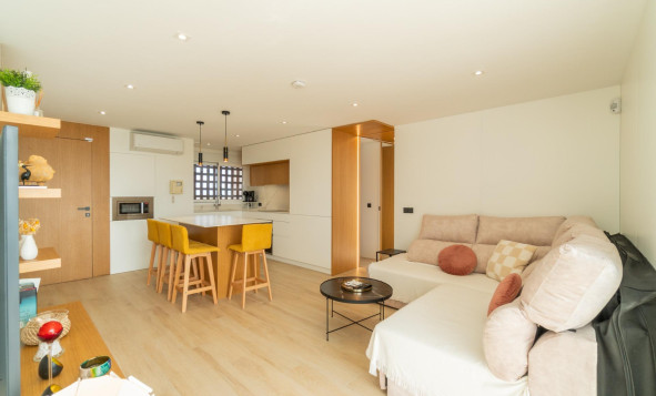 Resale - 1. Apartment / flat - Guardamar del Segura - Puerto Deportivo