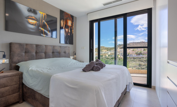 Reventa - 3. Casa indepiende - Benijófar - Costa Blanca Sur