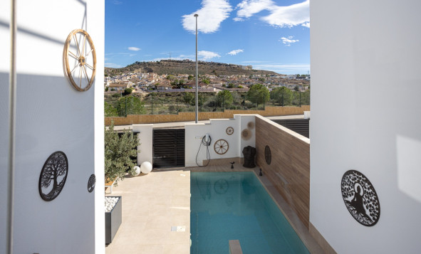Reventa - 3. Casa indepiende - Benijófar - Costa Blanca Sur