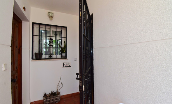Resale - 1. Apartment / flat - Orihuela Costa - Costa Blanca South
