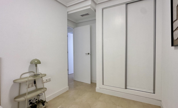Resale - 1. Apartment / flat - Torrevieja - Costa Blanca South