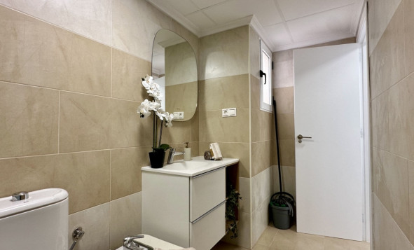 Resale - 1. Apartment / flat - Torrevieja - Costa Blanca South