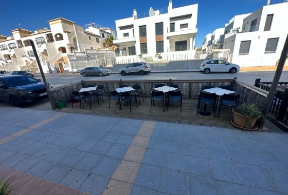 Herverkoop - Commercial Property - Orihuela - Vistabella Golf