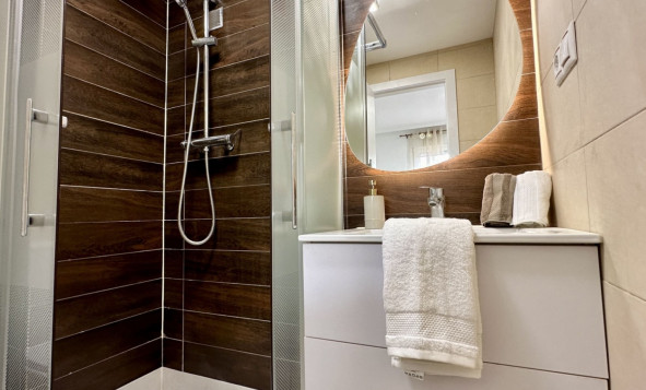 Resale - 1. Apartment / flat - Torrevieja - Costa Blanca South