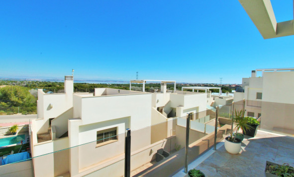 Resale - 3. Detached house - Villamartin - Costa Blanca South