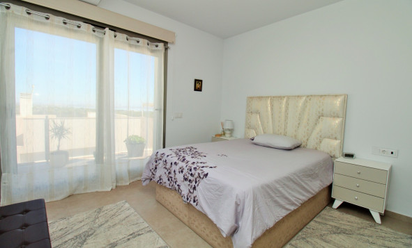 Resale - 3. Detached house - Villamartin - Costa Blanca South