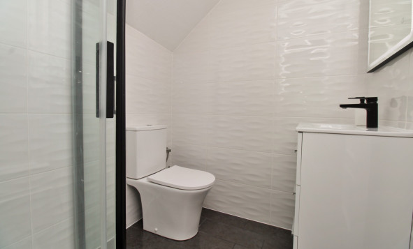 Reventa - 2. Chalet adosado - Villamartin - Costa Blanca Sur