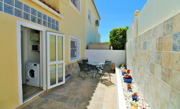 Reventa - 2. Chalet adosado - Villamartin - Costa Blanca Sur