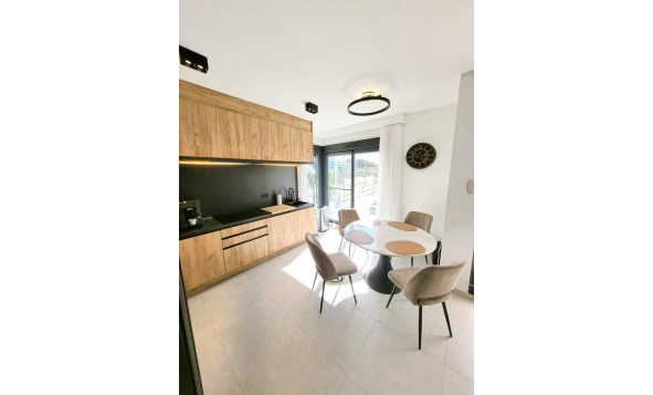 Resale - 1. Apartment / flat - San Miguel de Salinas - Costa Blanca South