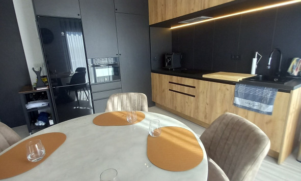 Resale - 1. Apartment / flat - San Miguel de Salinas - Costa Blanca South