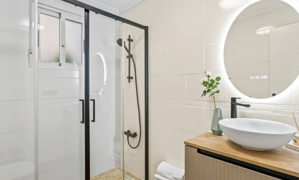 Reventa - 1. Apartamento / piso - Orihuela Costa - Costa Blanca Sur