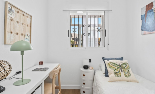 Reventa - 1. Apartamento / piso - Orihuela Costa - Costa Blanca Sur