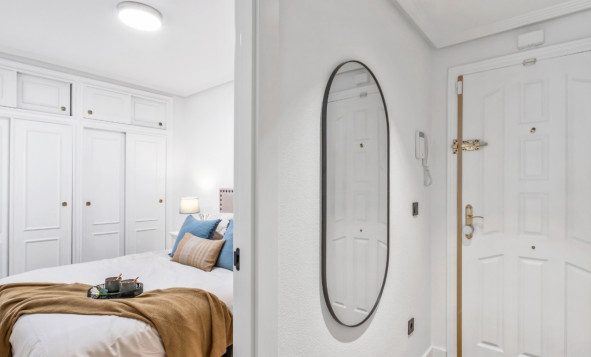 Reventa - 1. Apartamento / piso - Orihuela Costa - Costa Blanca Sur