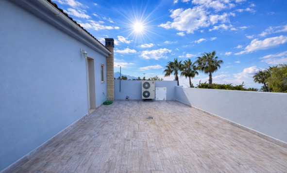 Reventa - 3. Casa indepiende - Catral - Costa Blanca Sur