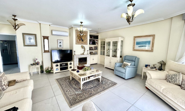 Reventa - 3. Casa indepiende - Pinar de Campoverde - Costa Blanca Sur
