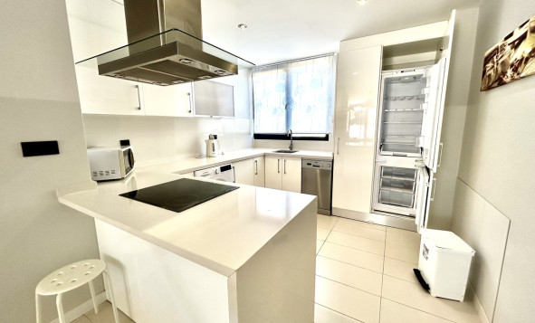Reventa - 1. Apartamento / piso - Villamartin - Costa Blanca Sur