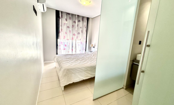 Reventa - 1. Apartamento / piso - Villamartin - Costa Blanca Sur