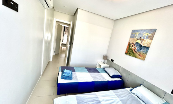 Reventa - 1. Apartamento / piso - Villamartin - Costa Blanca Sur