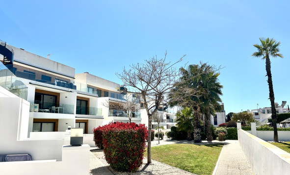 Reventa - 1. Apartamento / piso - Villamartin - Costa Blanca Sur