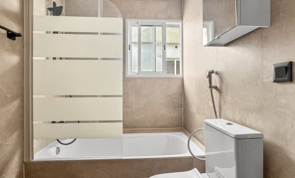 Reventa - 1. Apartamento / piso - Torrevieja - Costa Blanca Sur