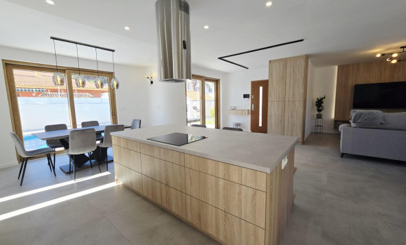Reventa - 3. Casa indepiende - Orihuela Costa - Costa Blanca Sur