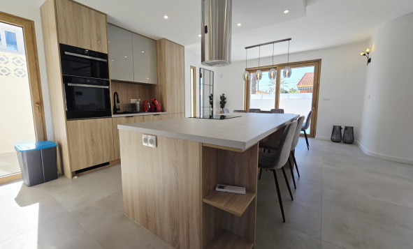 Reventa - 3. Casa indepiende - Orihuela Costa - Costa Blanca Sur