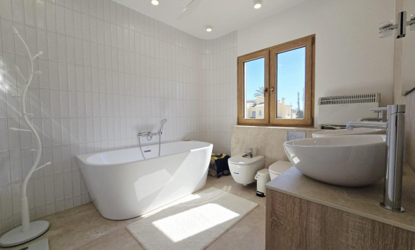 Reventa - 3. Casa indepiende - Orihuela Costa - Costa Blanca Sur