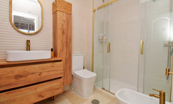 Reventa - 2. Chalet adosado - Villamartin - Costa Blanca Sur